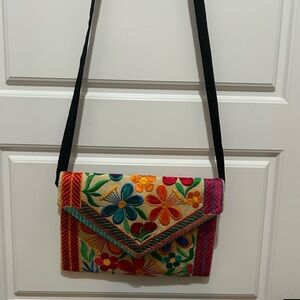 Beautiful handmade Guatemala crossbody bag!